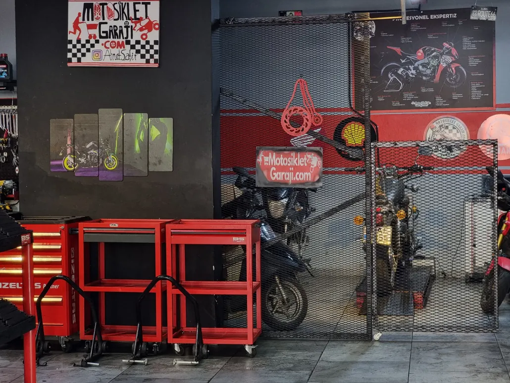 Motosiklet bakım servisi